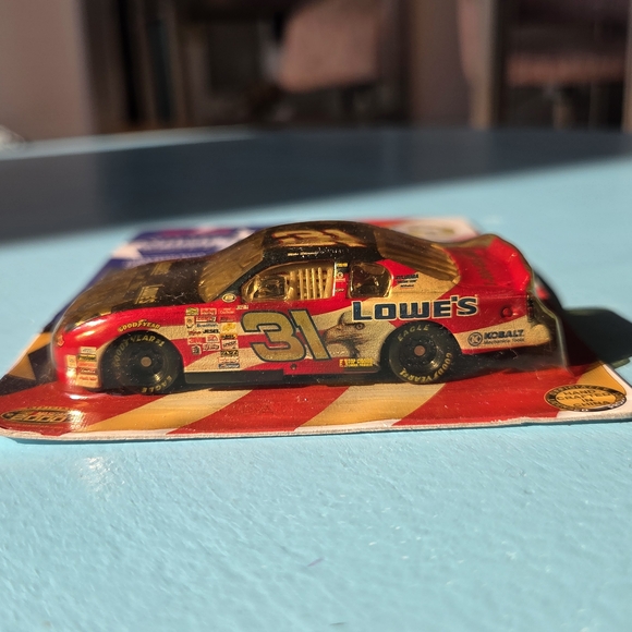 Army Stock Car - Mike Skinner #31 - Picture 5 of 7